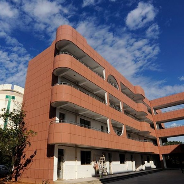 【#2403】20-25k secondary school Math teacher in Yiwu