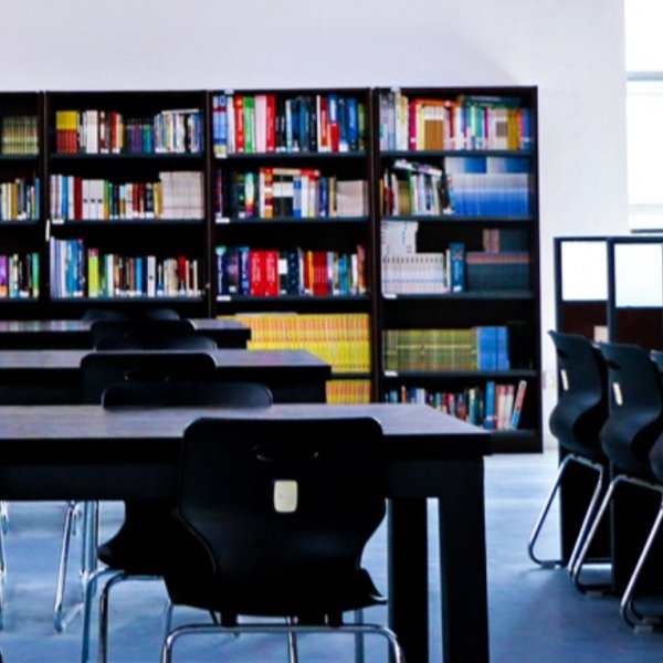 【#2423】25-30k high school English literature teacher in Qingdao